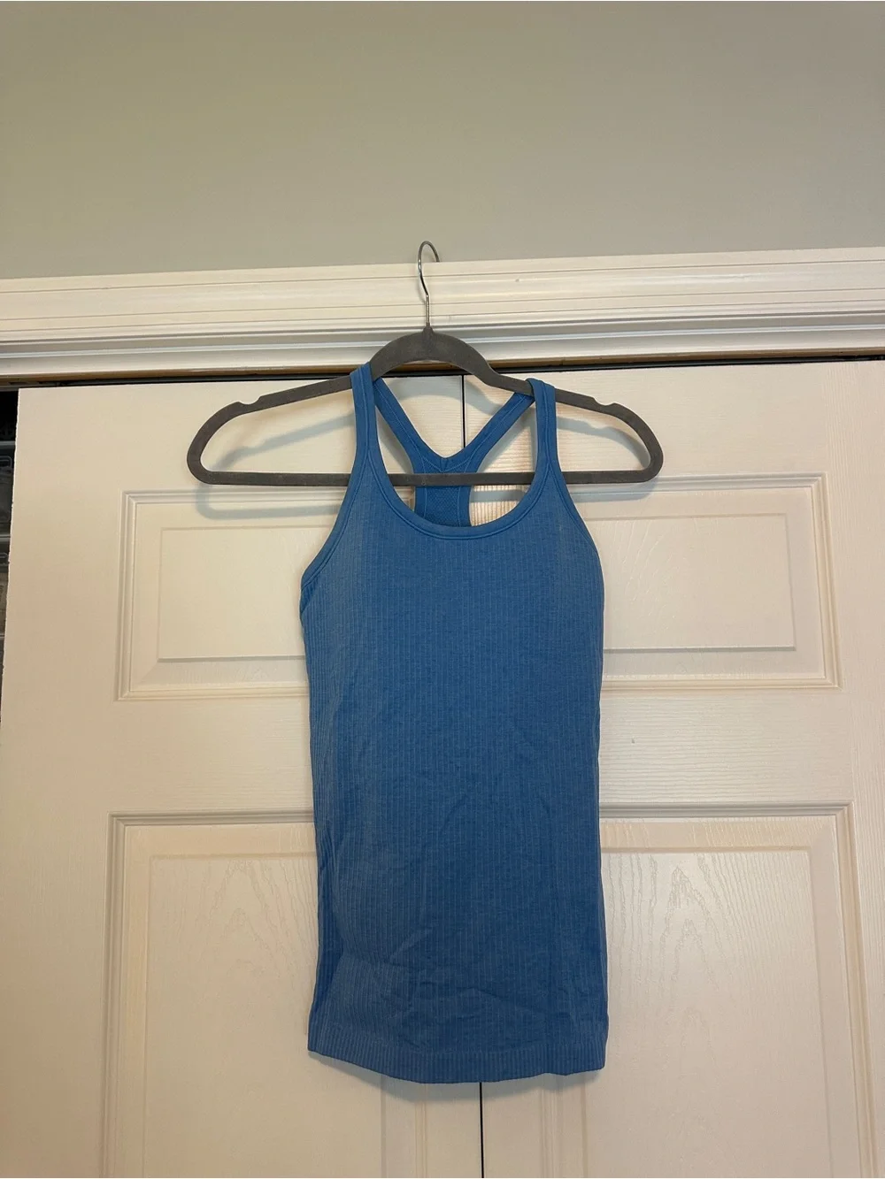 Lululemon Limited Edition Color Pool Party Ebb to Street Tank Top *Light Support